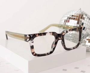 Spotlight - Sand Quartz/Green