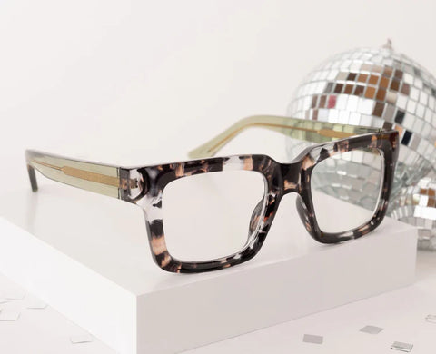 Spotlight - Sand Quartz/Green