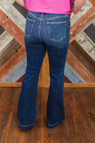 Fit to Fabulous Flare Judy Blue Jeans