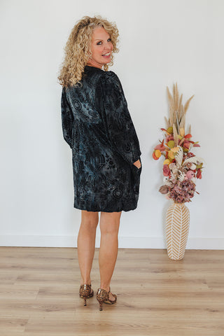 Vivid Velvet Dress - Black