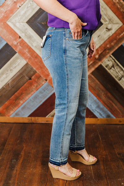 Rigid Magic Release Judy Blue Boyfriend Jeans