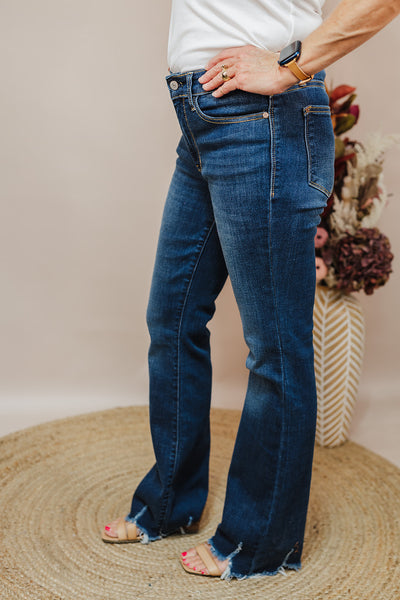 Baylor Mid-Rise Bootcut Judy Blue Jeans