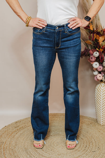 Baylor Mid-Rise Bootcut Judy Blue Jeans