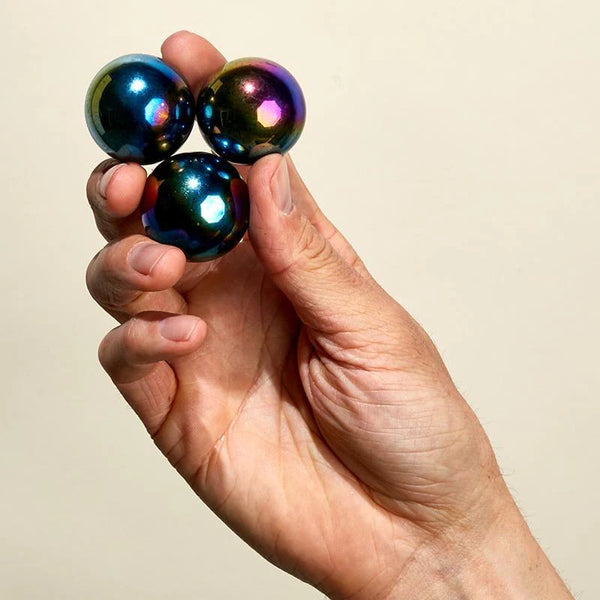 Supers 33mm Magnet Balls] Speks